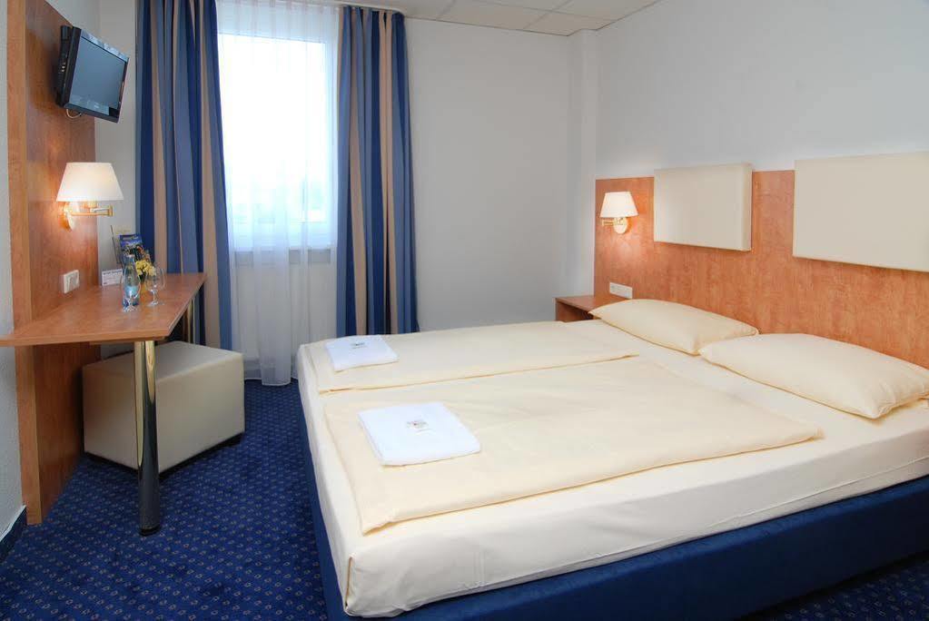 Euro-Hotel Kappel-Grafenhausen Eksteriør bilde